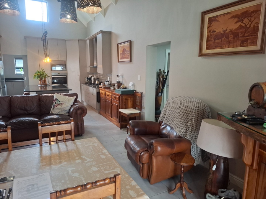 2 Bedroom Property for Sale in Hartenbos Central Western Cape